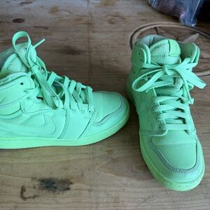 Nike Women's High-Top Sneakers Mint Green